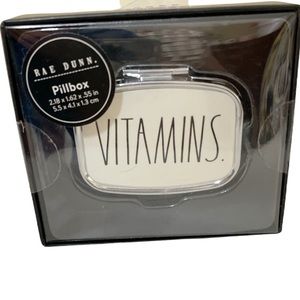 NIB Rae Dunn VITAMINS Pillbox 💊